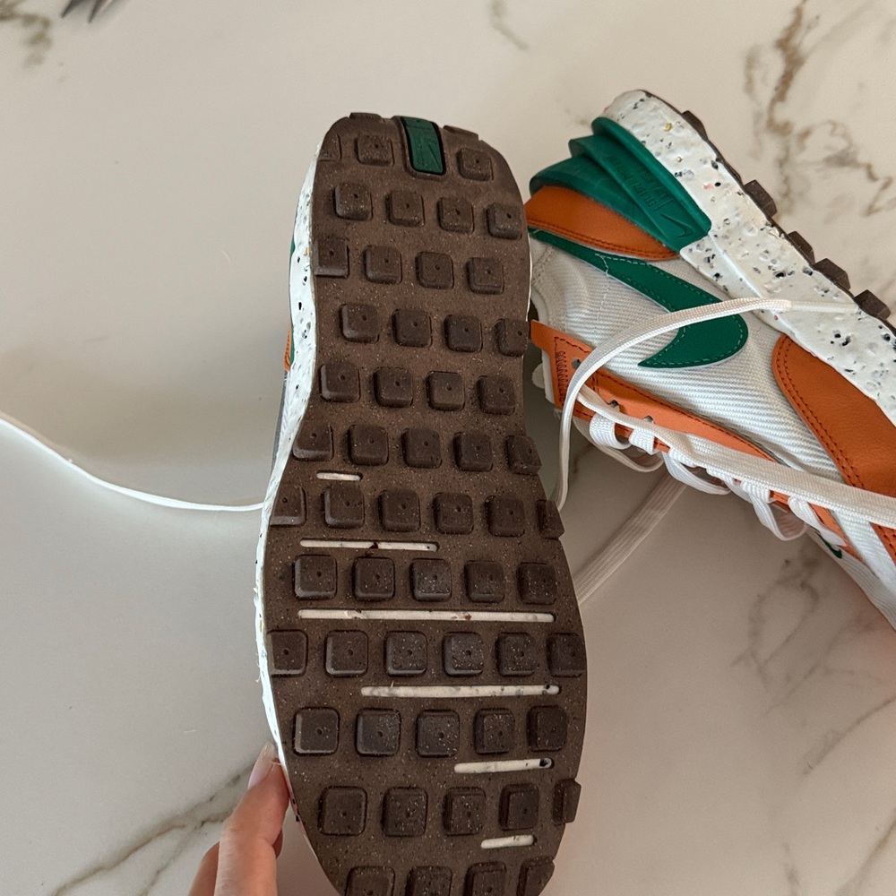 Nike
Waffle One Crater NN Sneaker
Sail, Malachite.Hot Curry.Gum, Medium Brown - Picture 6 of 6